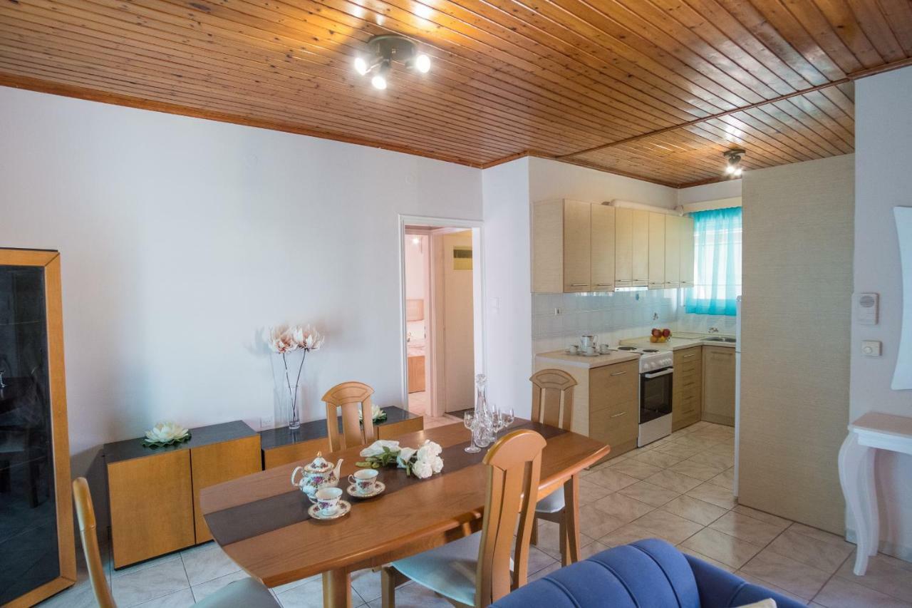 Aelia Apartment Preveza Esterno foto